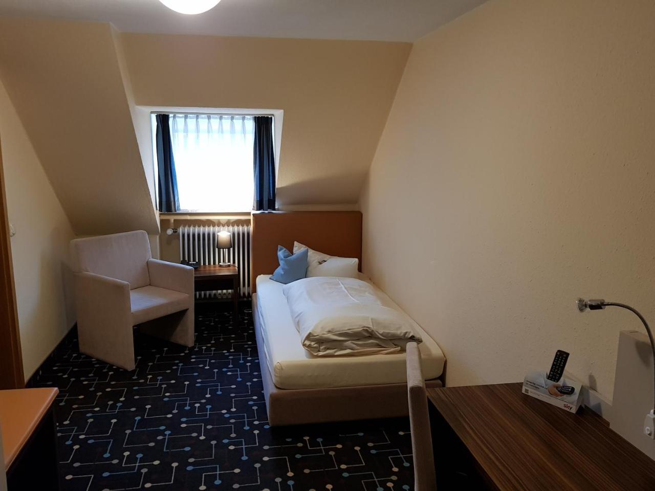 Hotel Koeniger Pliening Luaran gambar